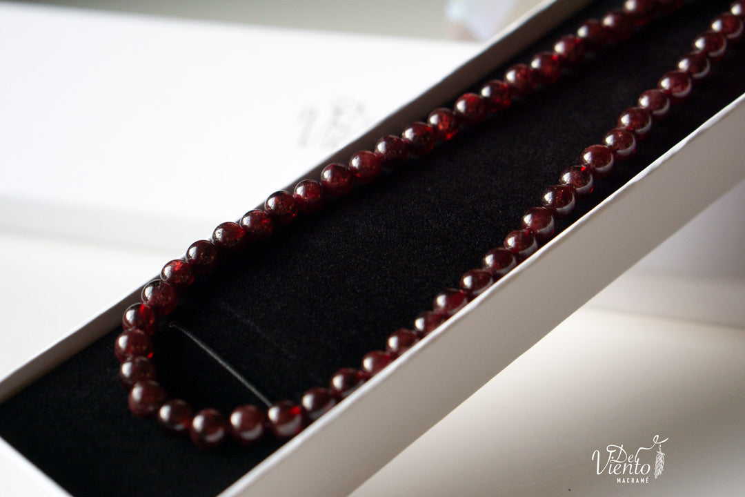 Collar de GRANATE Origen