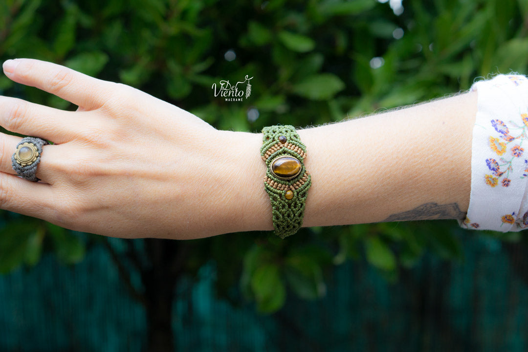 Pulsera ABRIL con Ojo de tigre