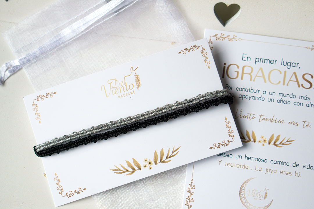Pulseras de macrame elegante Negra y dorada o plateada