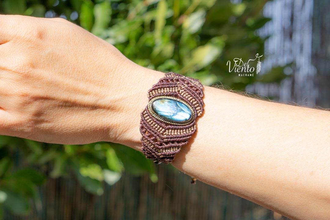 Pulsera de macramé con Labradorita