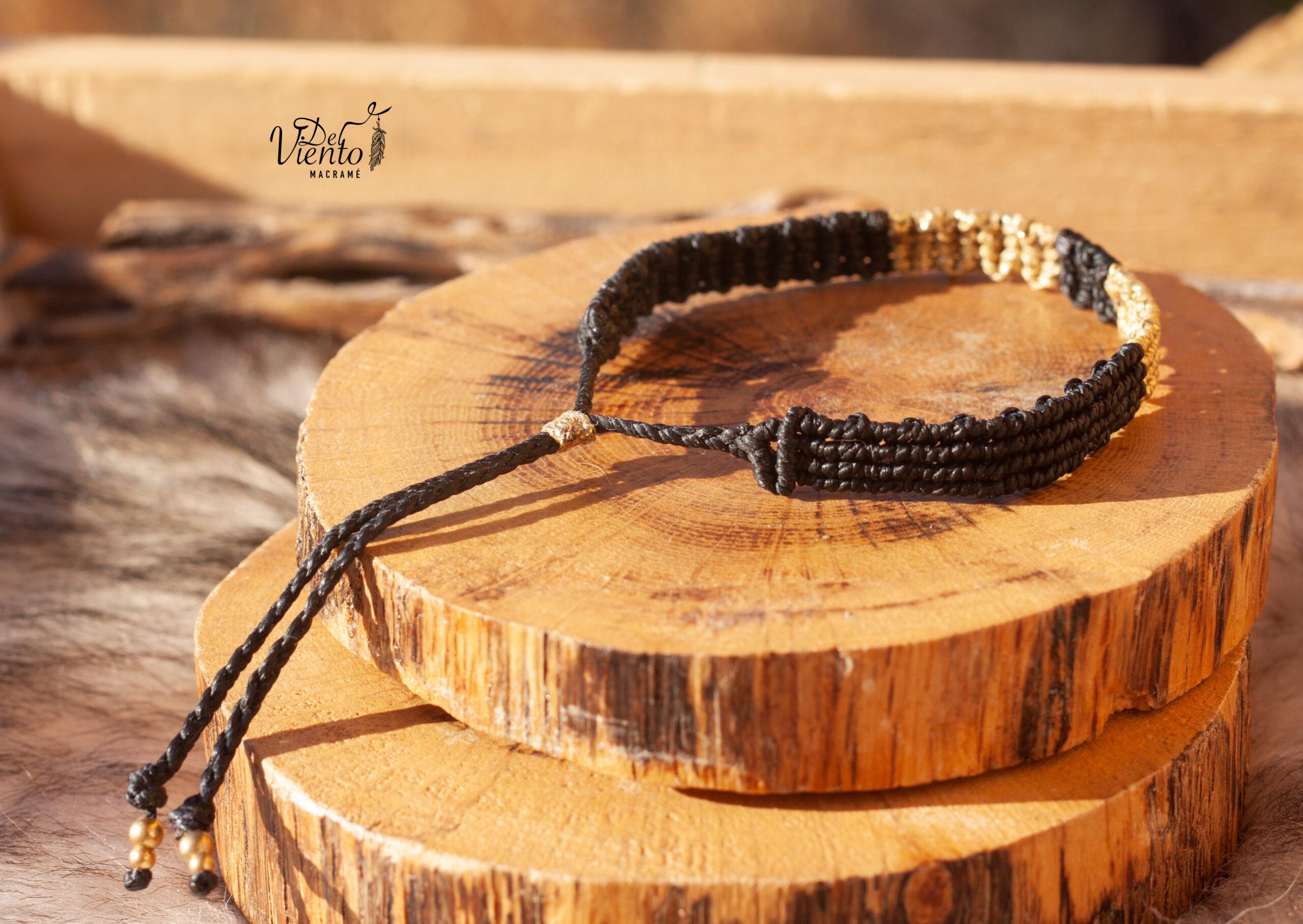 Pulseras de macrame elegante Negra y dorada o plateada
