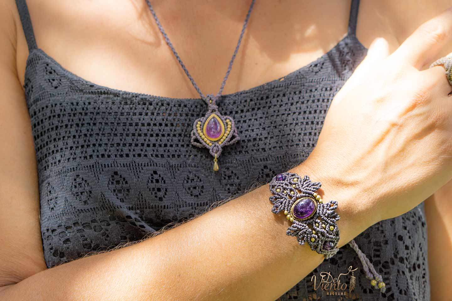 Pulsera de macramé con Amatista