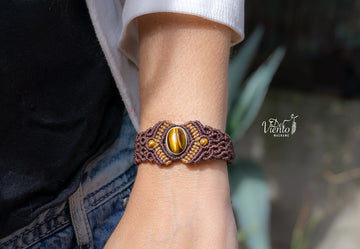 Pulsera ABRIL con Ojo de tigre