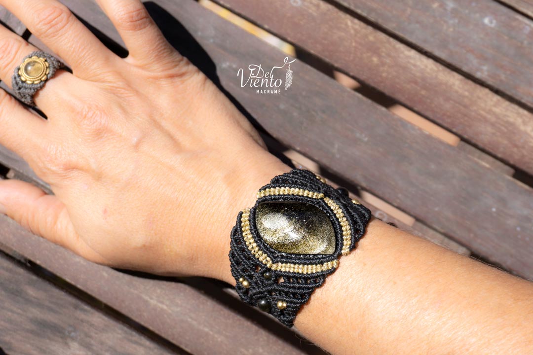 Pulsera con Obsidiana Dorada