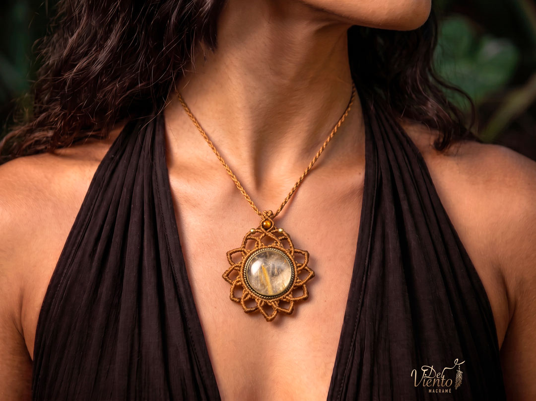 Mandala SUKHA con Cuarzo Rutilado