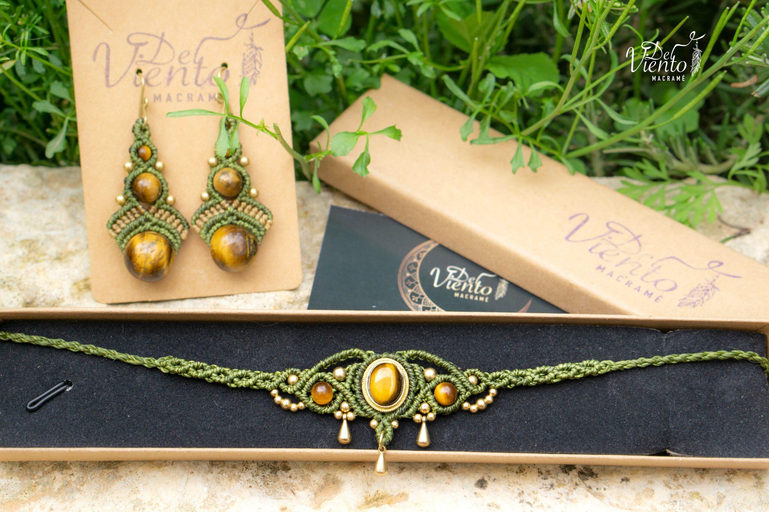 (Reservado Elleen) Tiara de macrame y pendientes con Ojo de Tigre