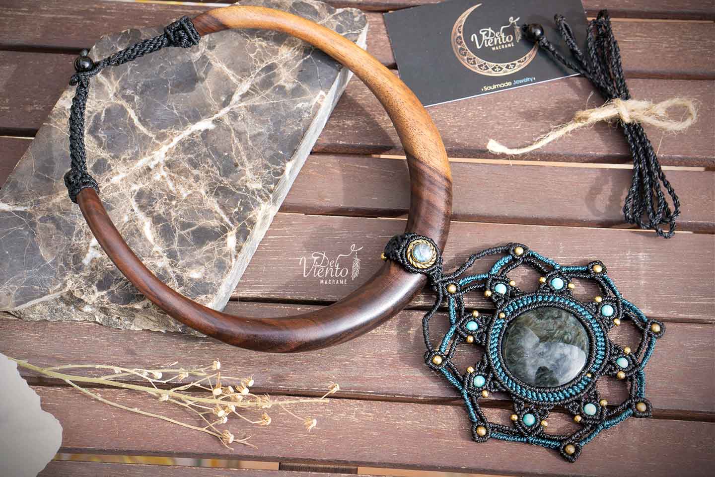 Collar Mandala Diosa de macramé con Obsidiana Manto Huichol ♥ 3 en 1
