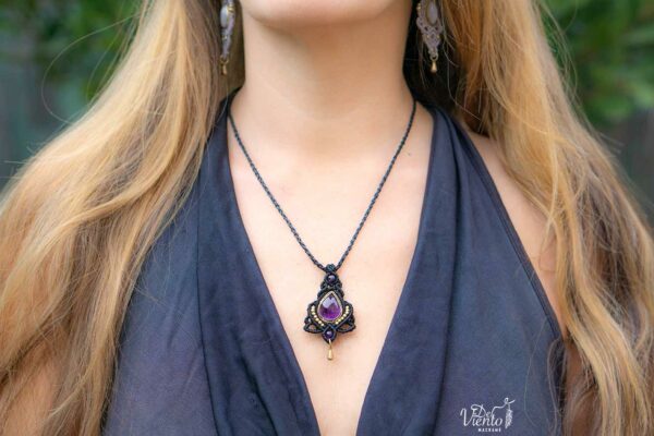 Flor de loto con Amatista