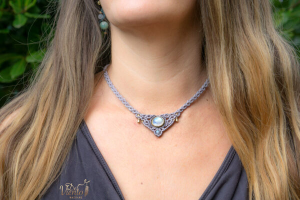 Collar Tiara de macrame con Piedra Luna - Imagen 3