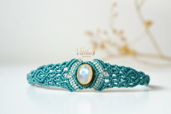 Pulsera ABRIL con Piedra Luna