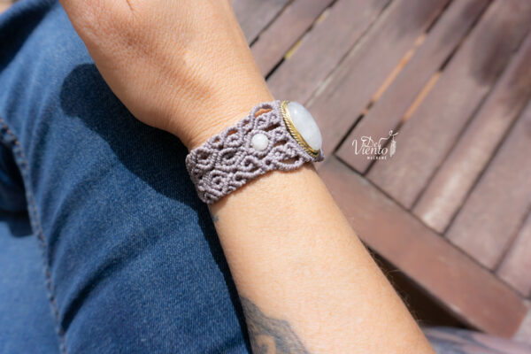 Pulsera con Piedra Luna - Imagen 4