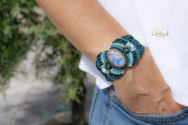 Pulsera con Piedra Luna